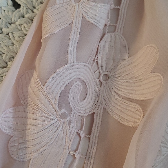 SALE LOVERS AND FRIENDS PINK EMBROIDERED DRESS - Picture 8 of 16